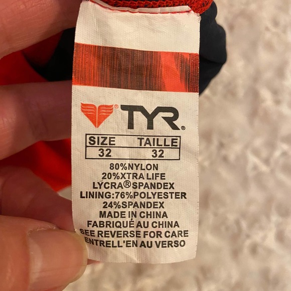 TYR Womens GUARD Lifeguard Swimsuit Bathing Suit - Picture 6 of 6